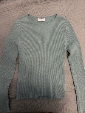 Old navy sweater
